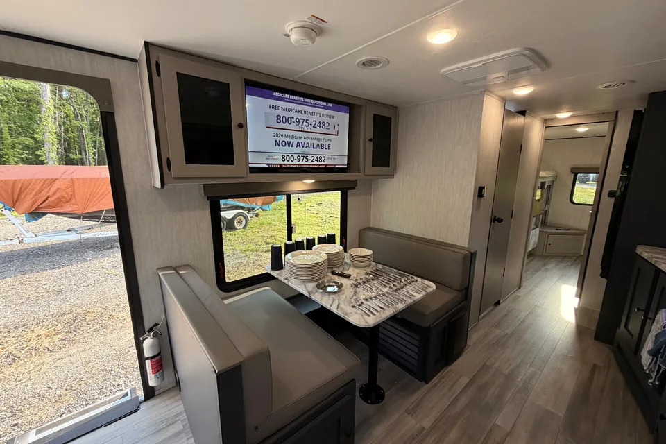 Dan's Coachmen Apex 300BHS Travel Trailer