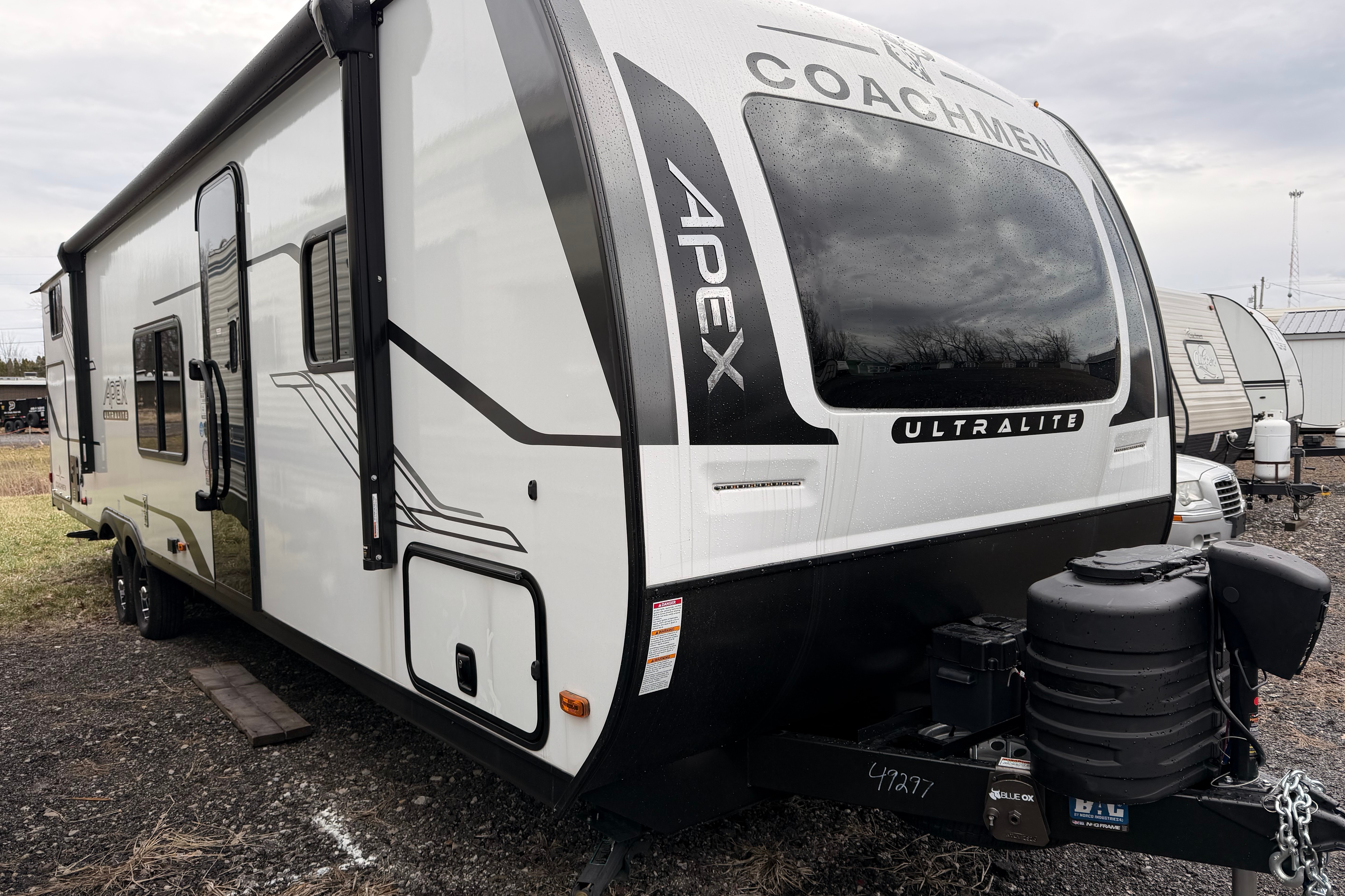 Dan's Coachmen Apex 300BHS Travel Trailer