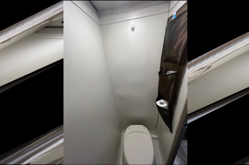Nomadic Nature Rentals w Luxury Ammenities (R-pod)