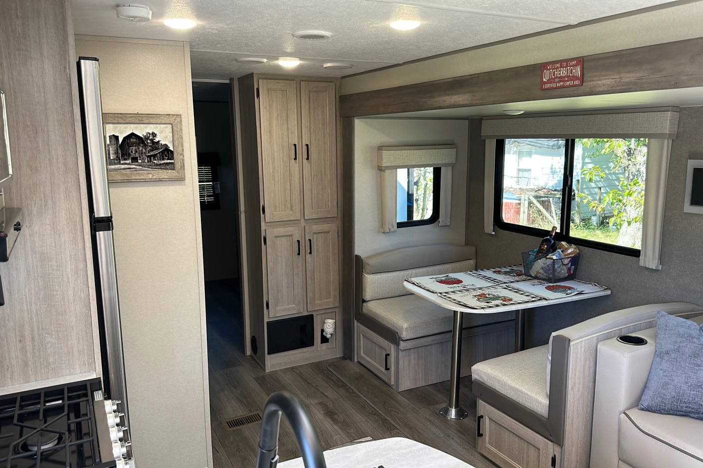 James's Coachmen Catalina Legacy Edition Travel Trailer