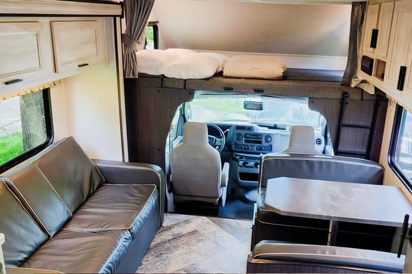 2021 Sunseeker Bunk house