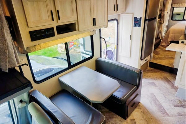 2021 Sunseeker Bunk house
