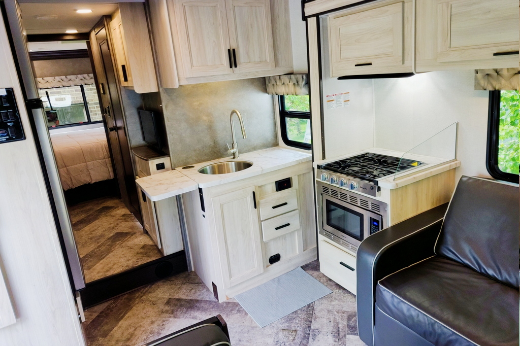 2021  Sunseeker Bunk house