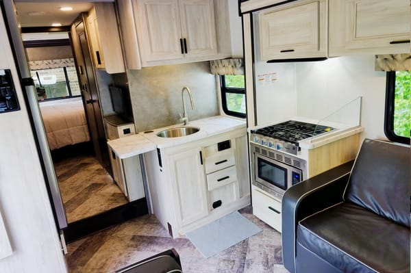 2021 Sunseeker Bunk house