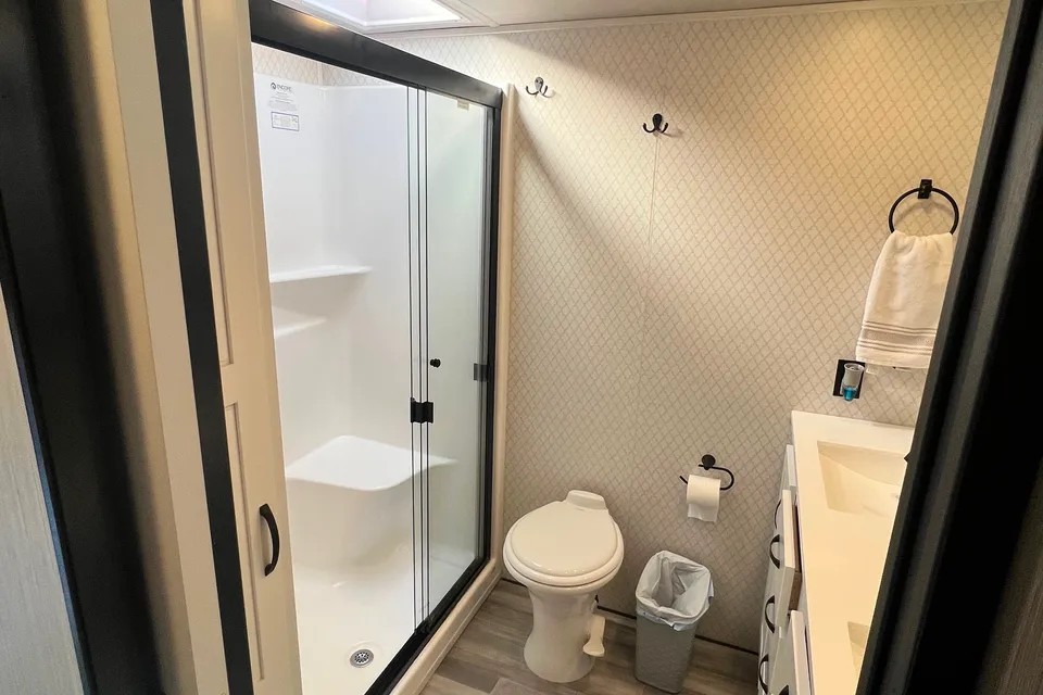 Forest River Cedar creek 360RL Fifth Wheel