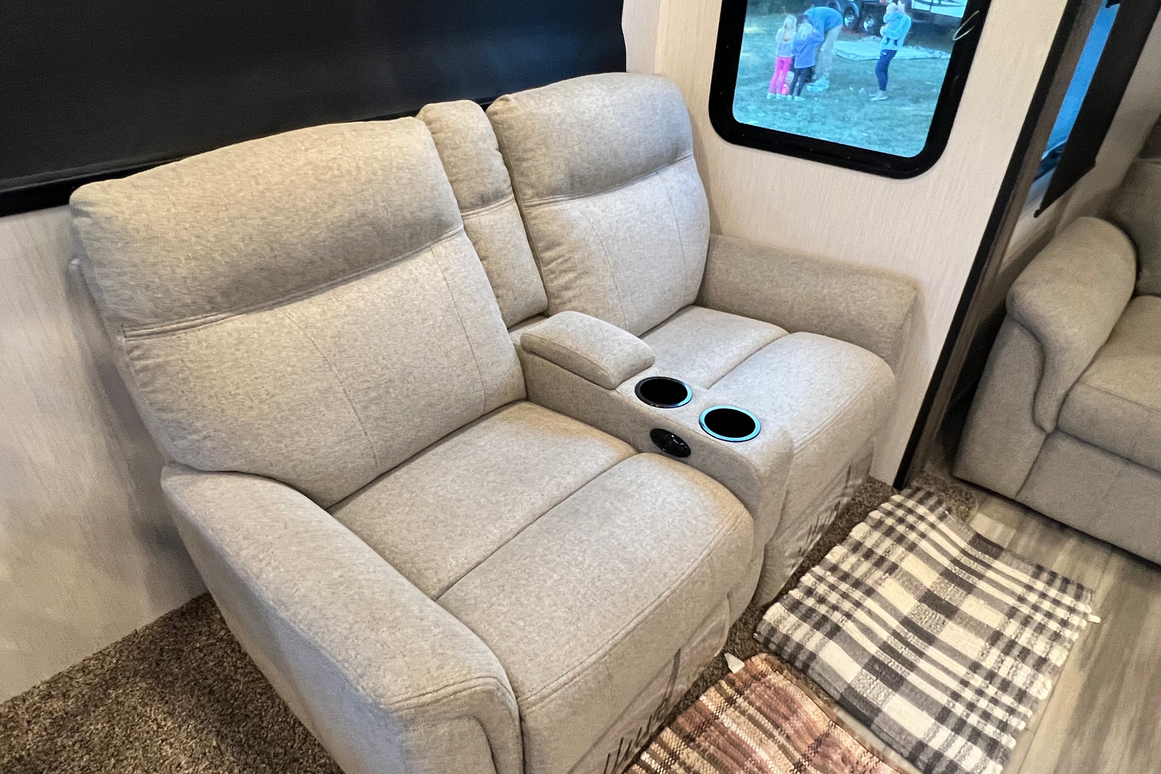  Forest River Cedar creek 360RL Fifth Wheel