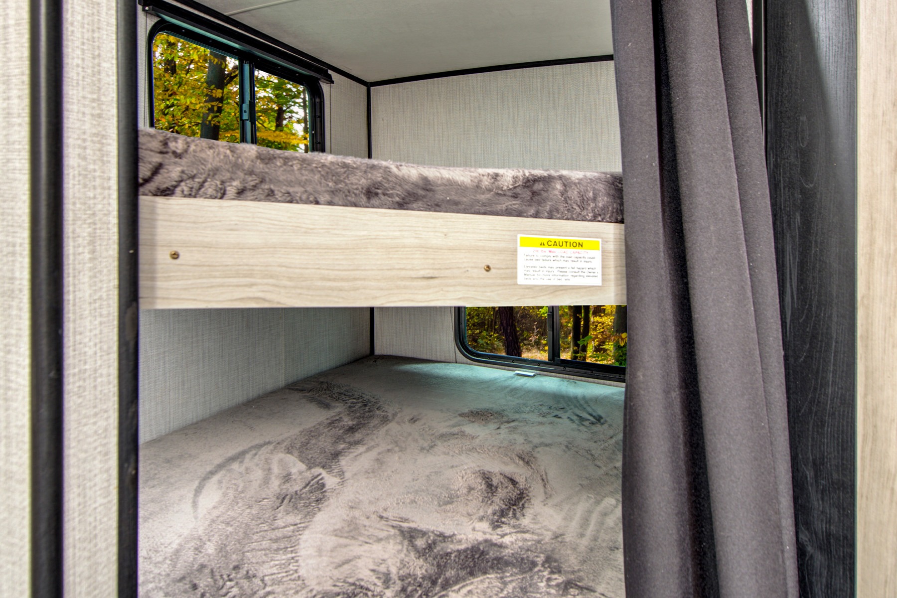 Stunning Heartland MALLARD M26 Travel Trailer