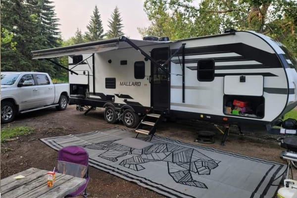 Stunning Heartland MALLARD M26 Travel Trailer