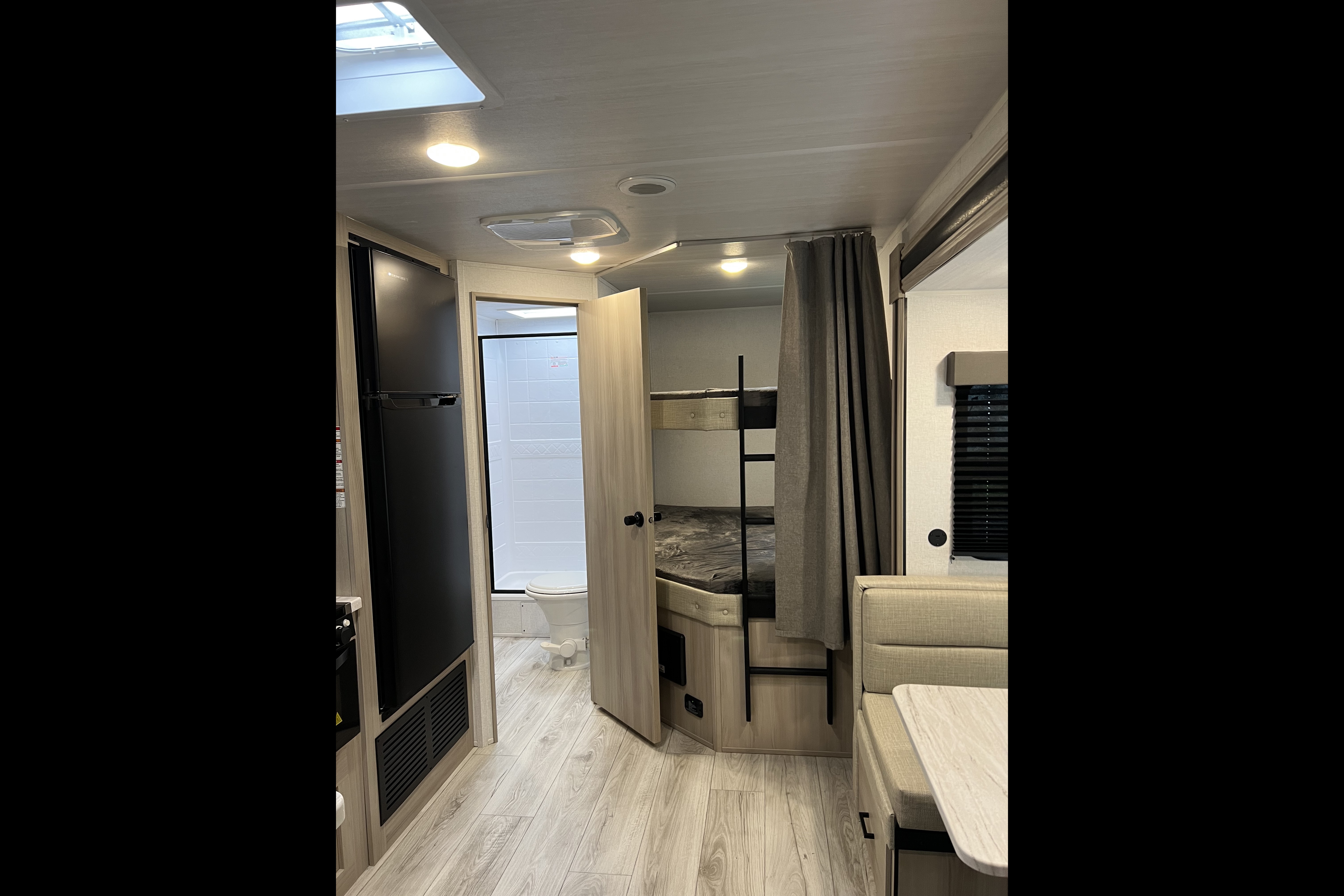 Emily's Forest River Della Terra 241BH Travel Trailer