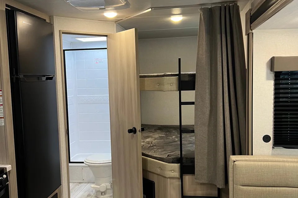 Emily's Forest River Della Terra 241BH Travel Trailer