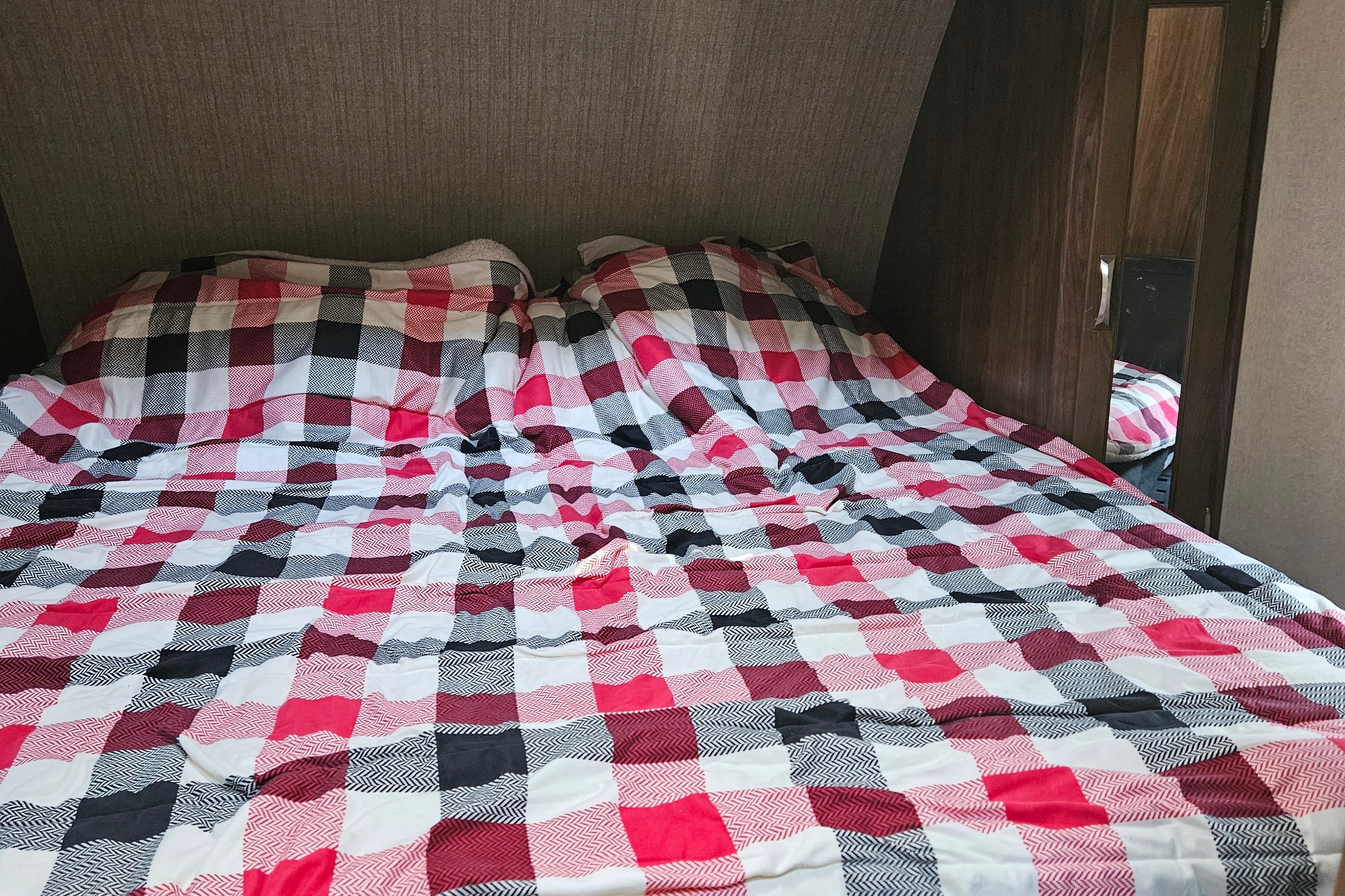 Lucas's Luxury Aerolite Dutchman bunkhouse Travel Trailer