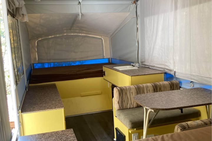 Relax by Remi Lake – 2011 Jayco Sport Tent Trailer (On-Site Setup)