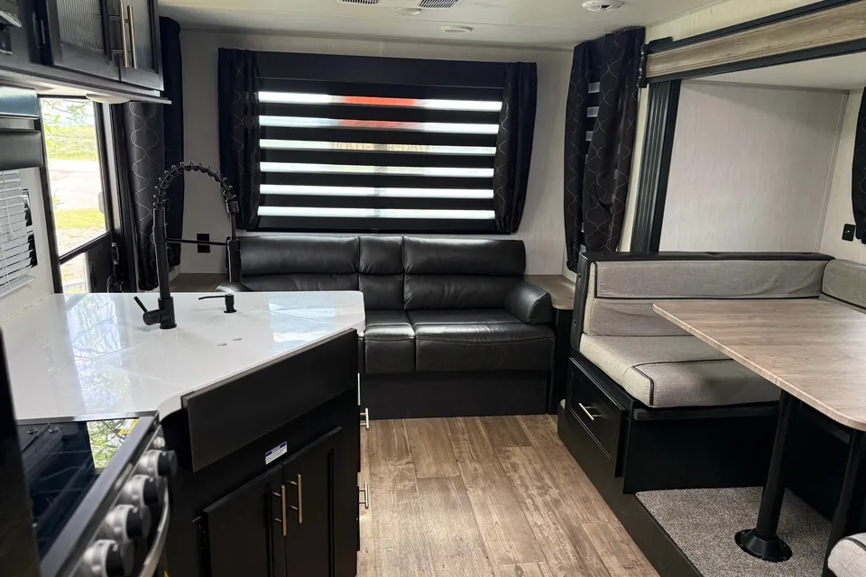 Craig's Forest River Grey Wolf Black Label Travel Trailer