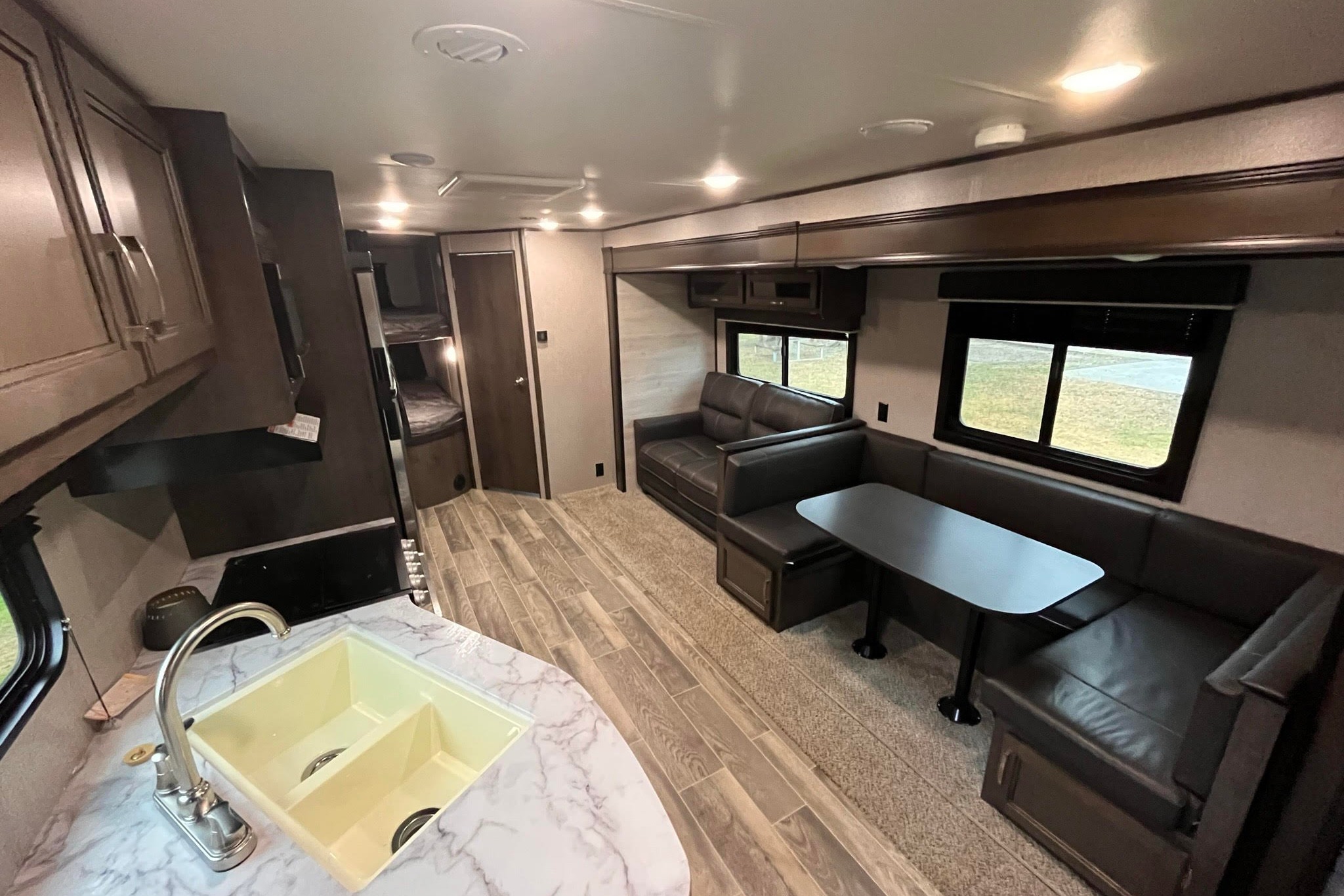 Brandon's Jayco Jayflight 284BHS Travel Trailer