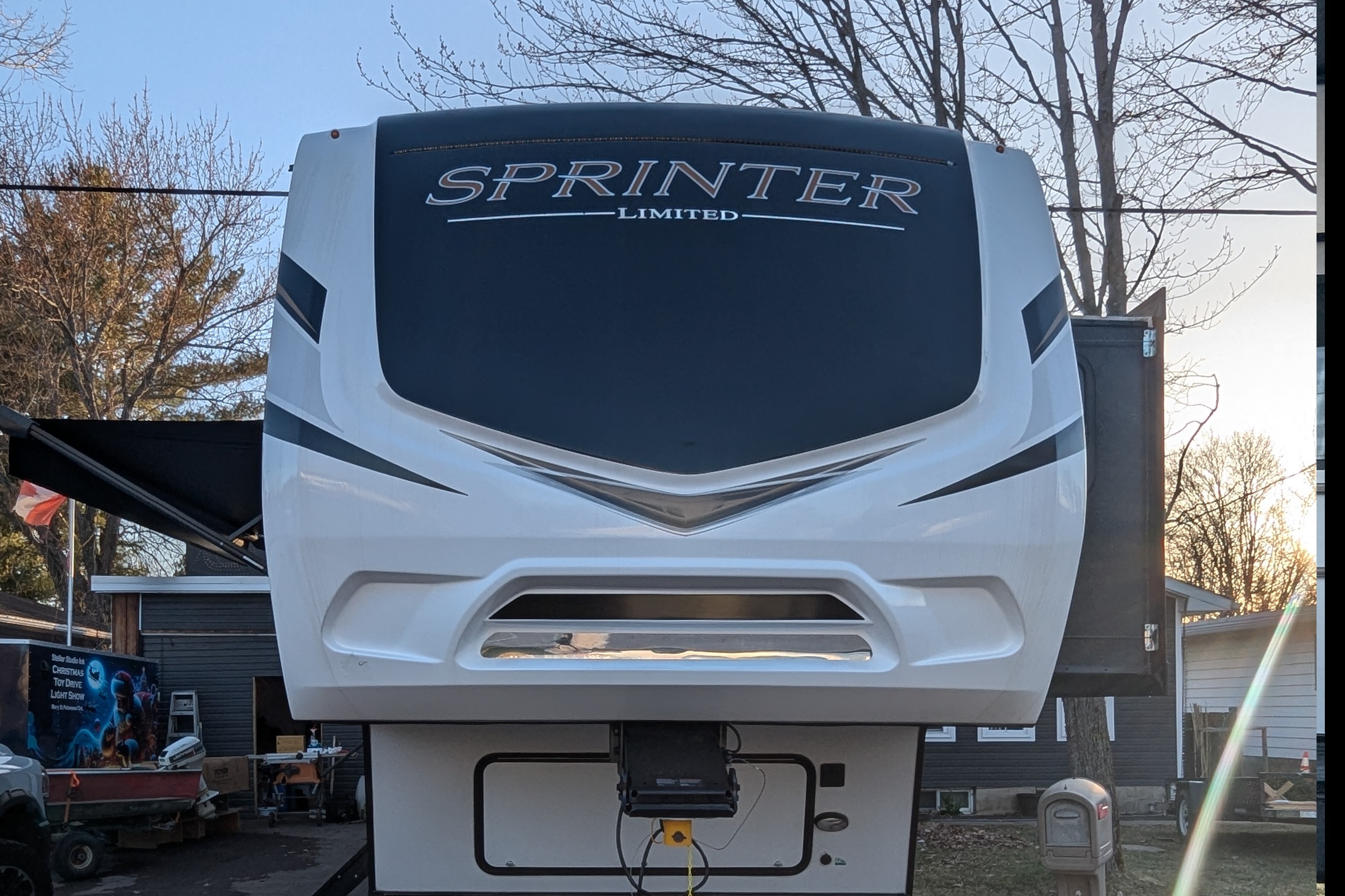 Goochy Glamper RV