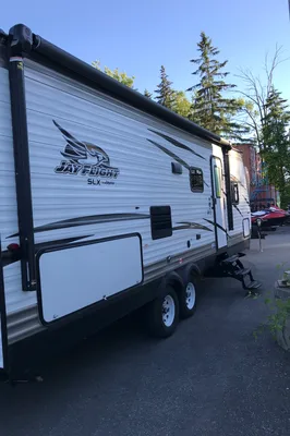 Jayco JayFeather 242bhs Travel Trailer