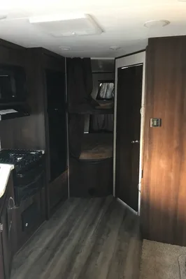 Jayco JayFeather 242bhs Travel Trailer