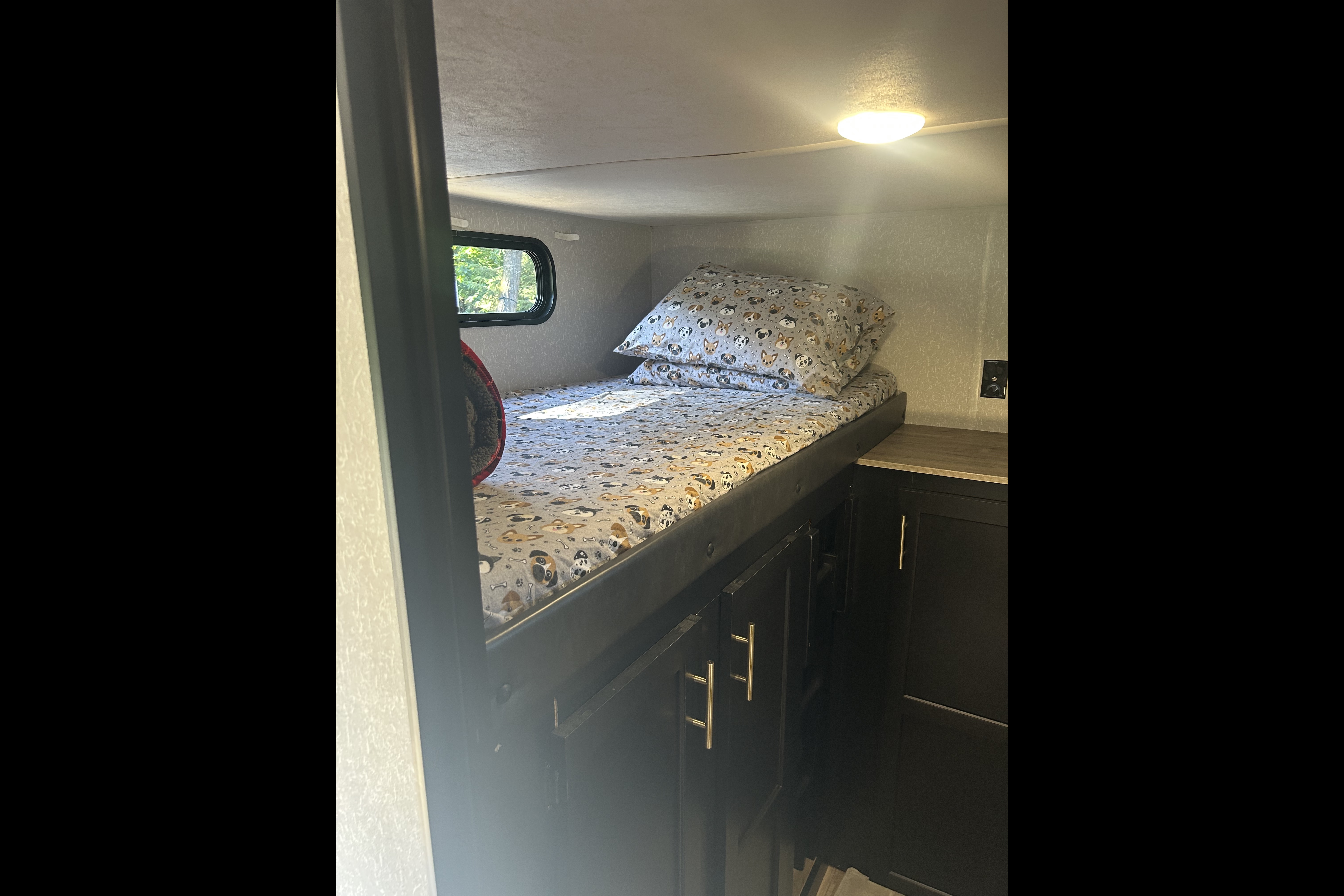 Serge's Forest River Cherokee Grey Wolf travel trailer 29TE