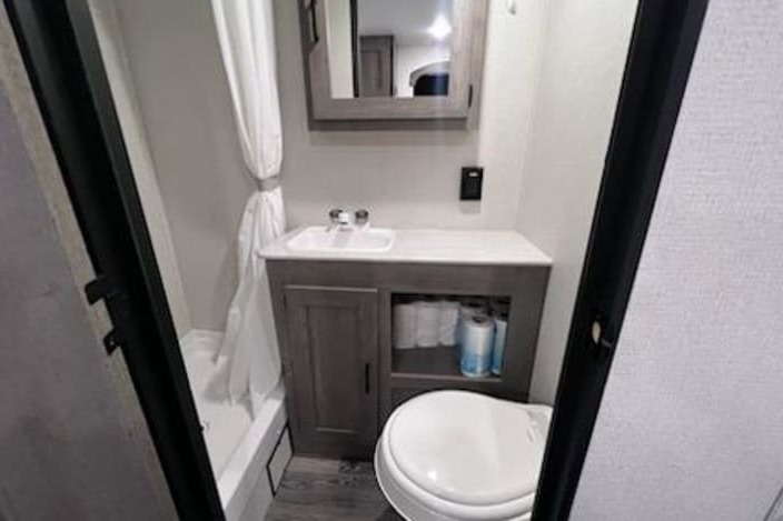2022 keystone Springdale mini 1750rd