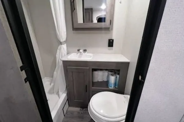 2022 keystone Springdale mini 1750rd