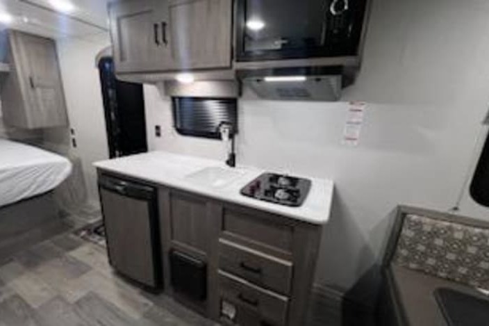 2022 keystone Springdale mini 1750rd