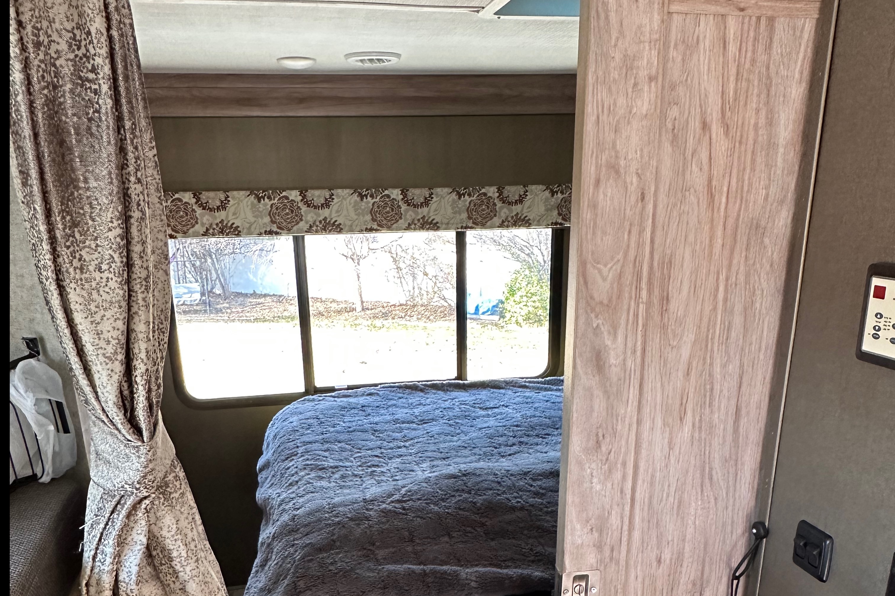 The Blue Bayou bunk house Forester Class C
