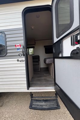 Jefrey's Open range 25 BH Travel Trailer