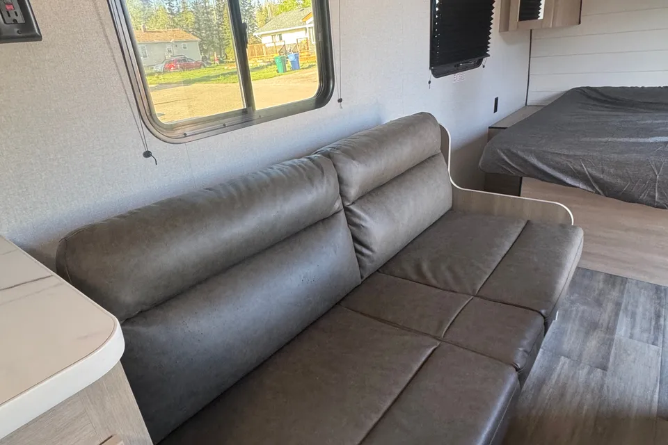 Jefrey's Open range 25 BH Travel Trailer