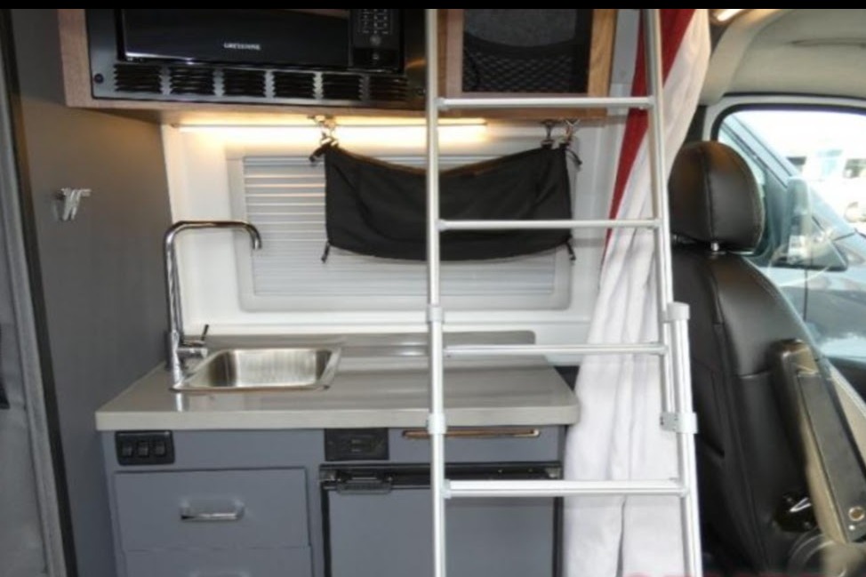 No BoonDocking-Winnebago Roam