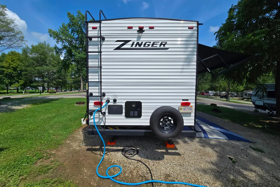 Wanderlust Signatures LLC Crossroads Zinger