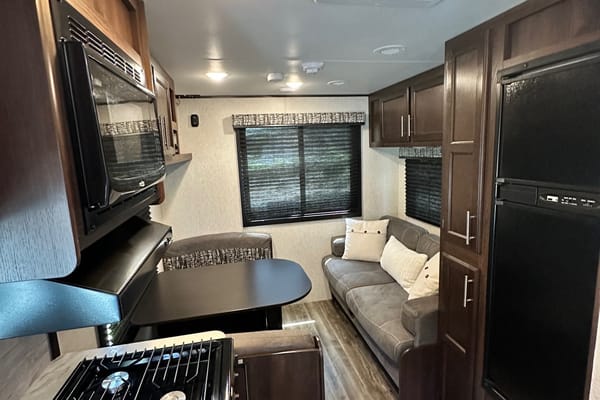 Brian's Jayco jayflight 212qb Travel Trailer