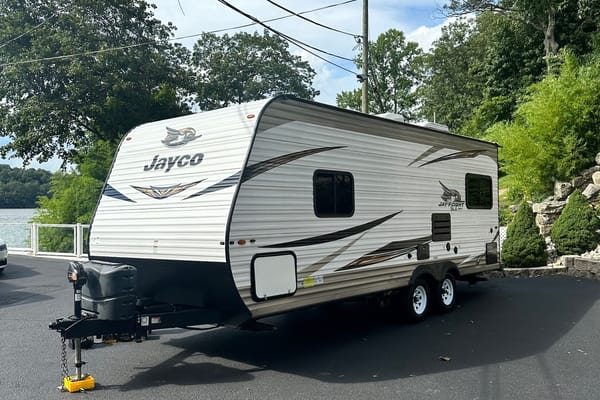 Brian's Jayco jayflight 212qb Travel Trailer