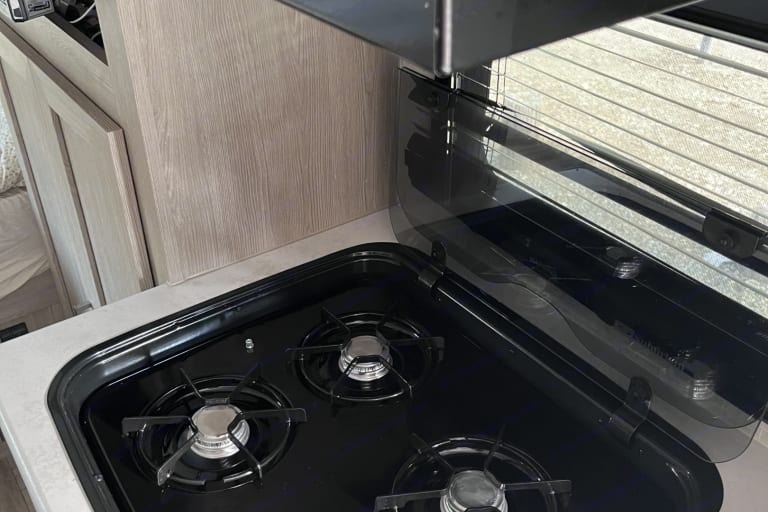 Forest River Geo Pro G19FBS 20ft Travel Trailer | Lightweight | Hitch Included | Sleeps 3-4 | Irvine