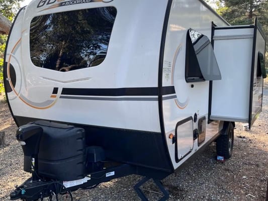 Forest River Geo Pro G19FBS 20ft Travel Trailer | Lightweight | Hitch Included | Sleeps 3-4 | Irvine
