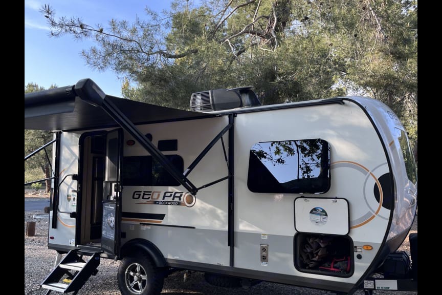 Forest River Geo Pro G19FBS 20ft Travel Trailer | Lightweight | Hitch Included | Sleeps 3-4 | Irvine