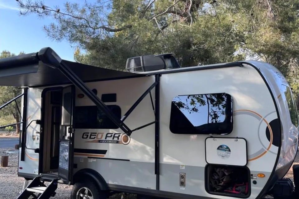 Forest River Geo Pro G19FBS 20ft Travel Trailer | Lightweight | Hitch Included | Sleeps 3-4 | Irvine