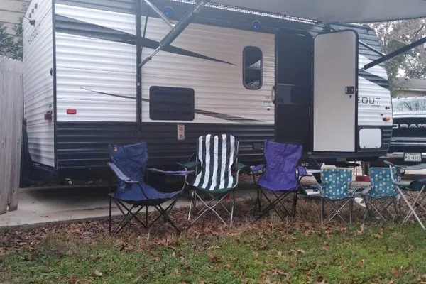 Hideout Trailer : Lightweight : Fully Equipped: Delivery Available ($85): No Prep Fee