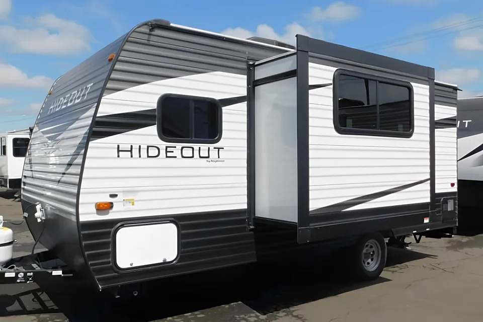 Hideout Trailer : Lightweight : Fully Equipped: Delivery Available ($85): No Prep Fee