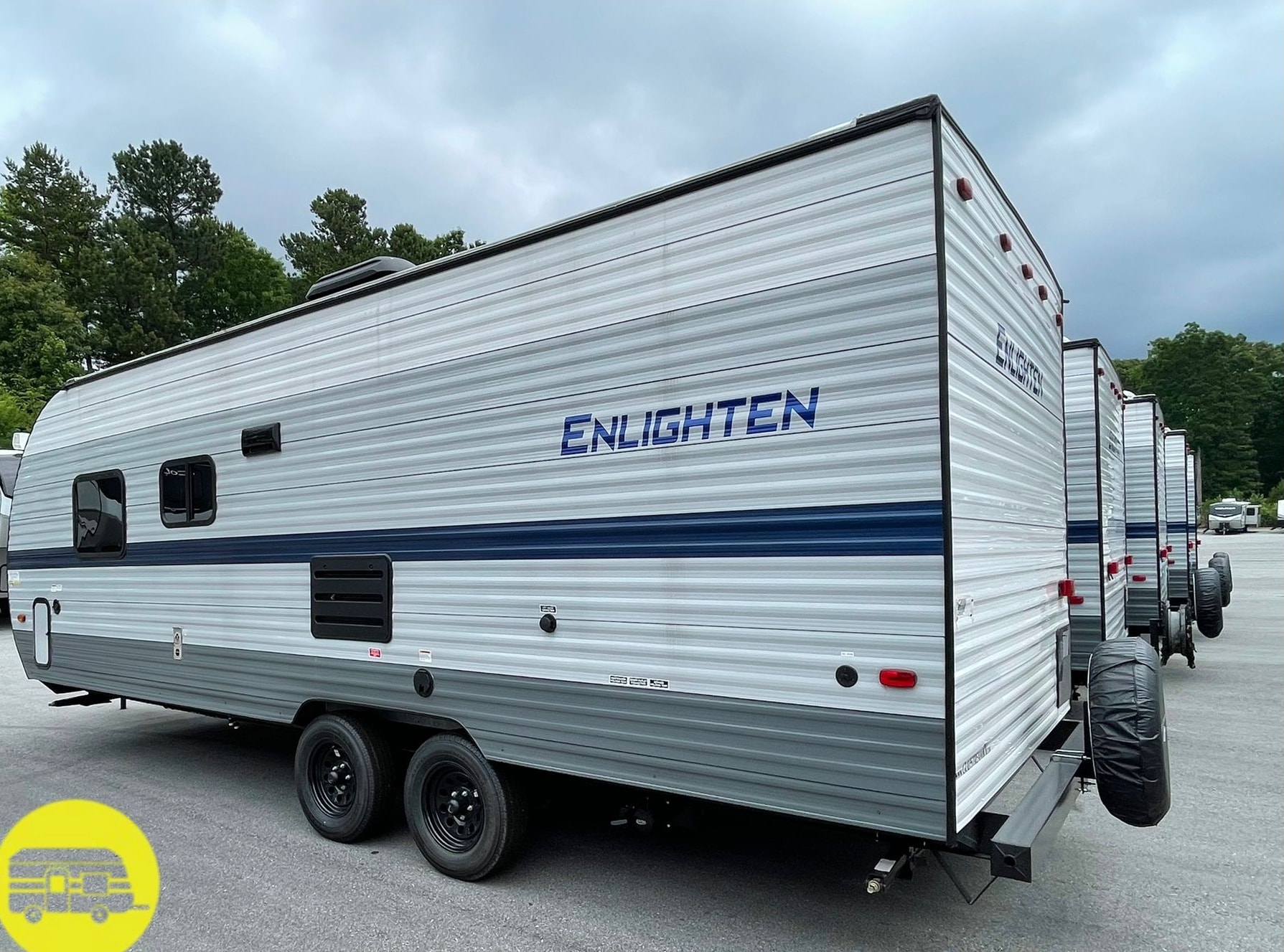 Jenny's Enlighten 25bh Travel Trailer