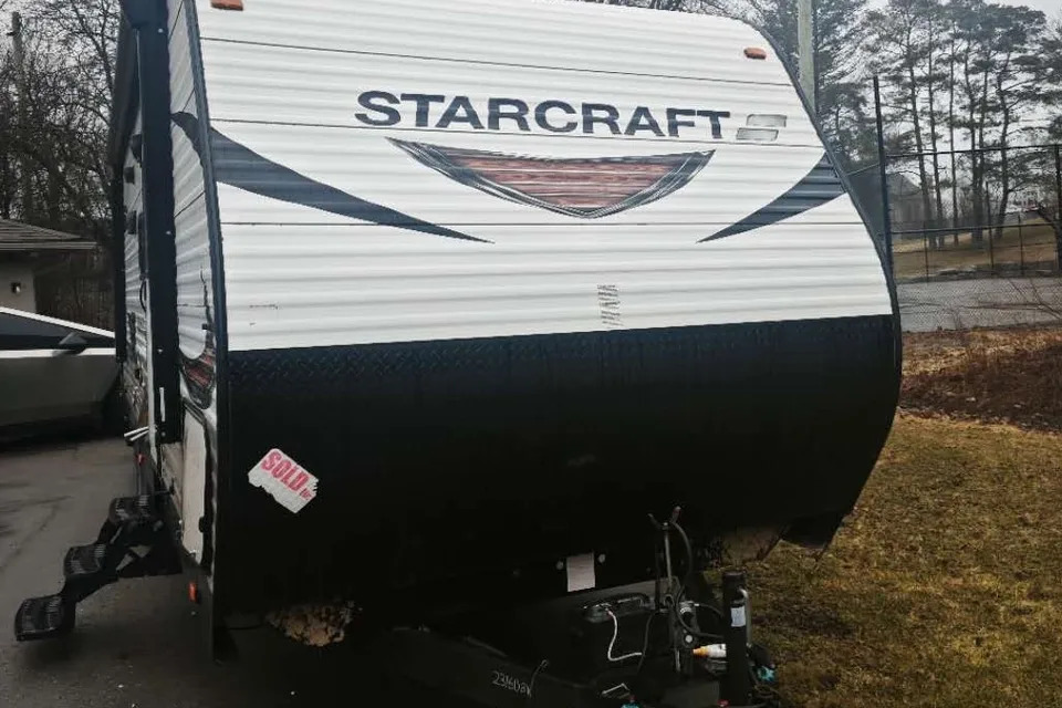 Family Camping Package Trailer | Sleeps 10 | Delivery & Setup, BBQ, Tent & Projector