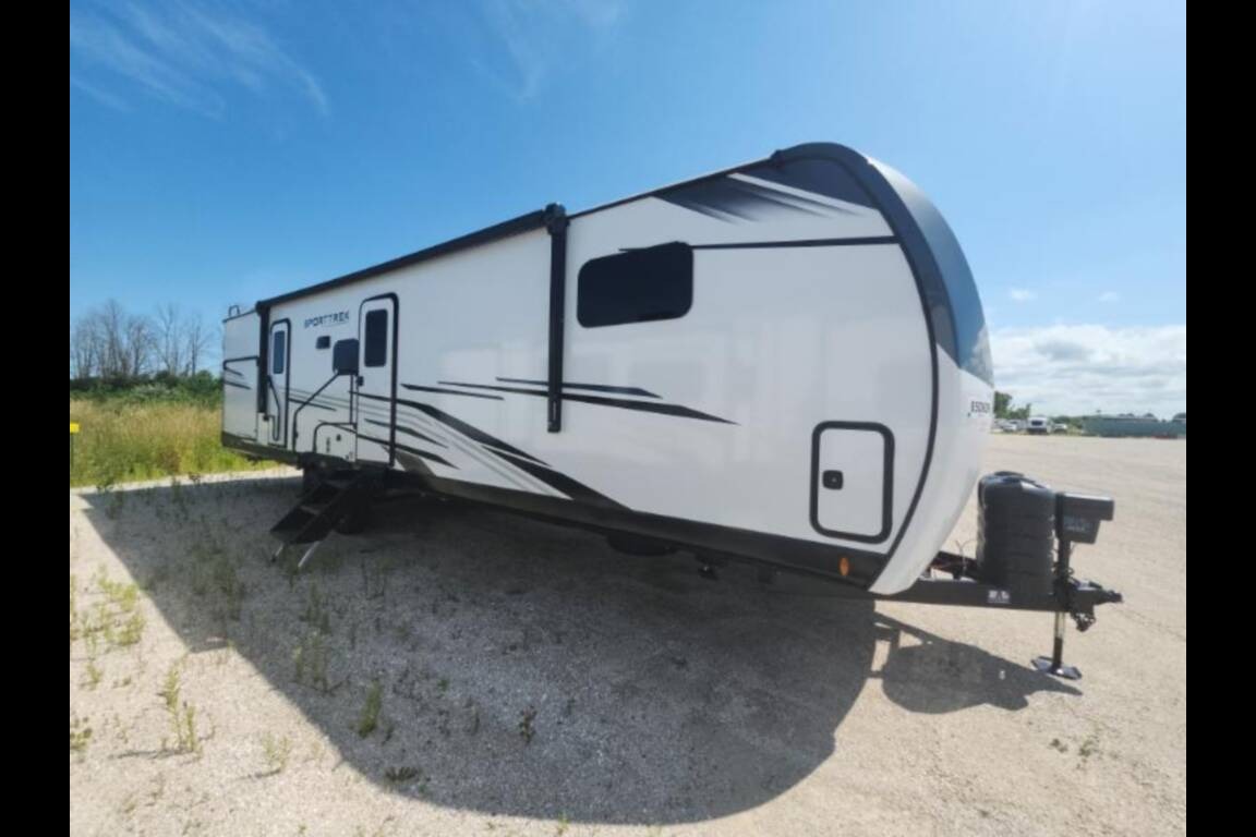 RV with Bunk Room: Bath and Half: Delivery Only ($85) No Prep Fee: Equipped
