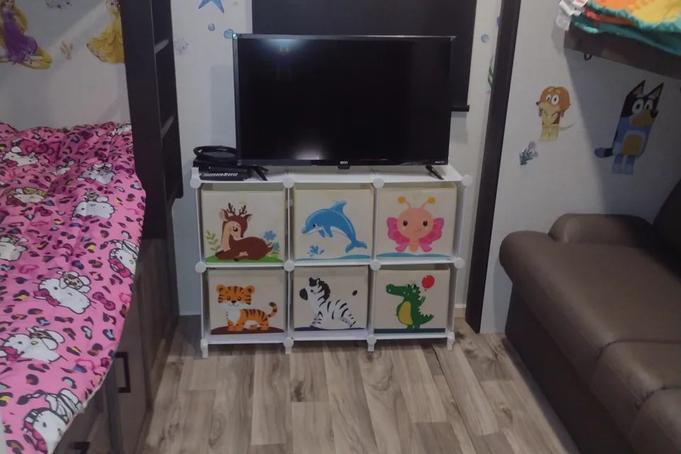RV with Bunk Room: Bath and Half: Delivery Only ($85) No Prep Fee: Equipped