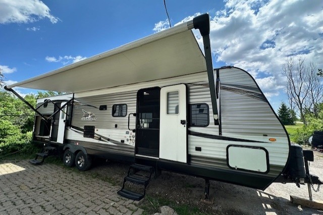 Crawford's Jayco jay flight Travel Trailer