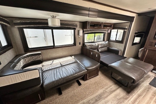 Crawford's Jayco jay flight Travel Trailer
