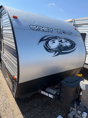 Smitty's Grey Wolf Sleeps Six