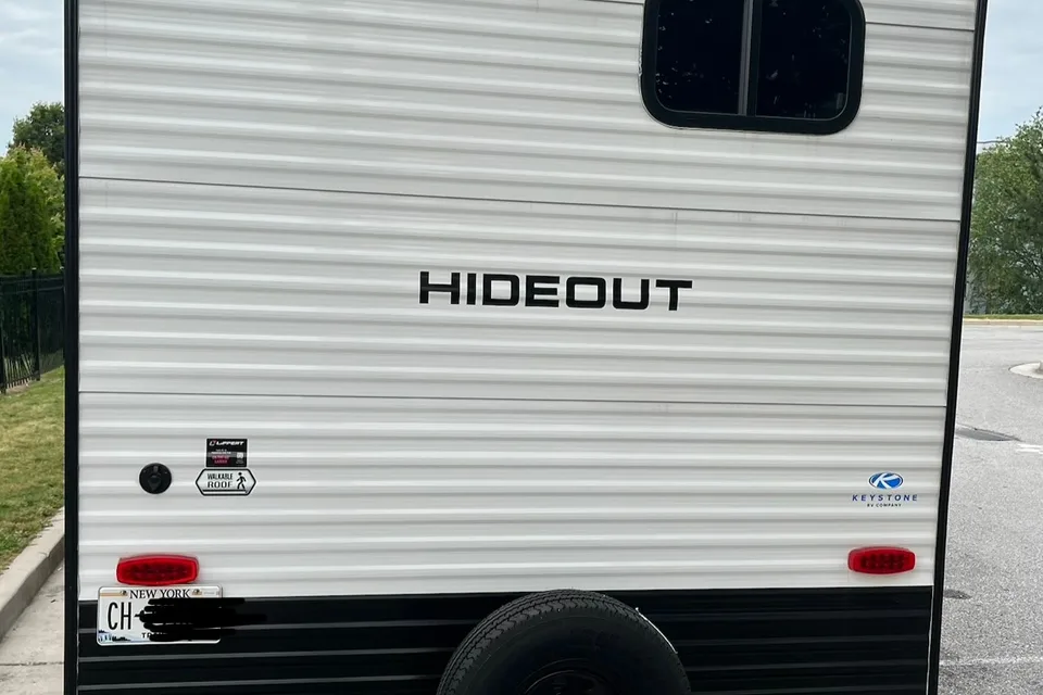 Kamar's Keystone Hideout Travel Trailer