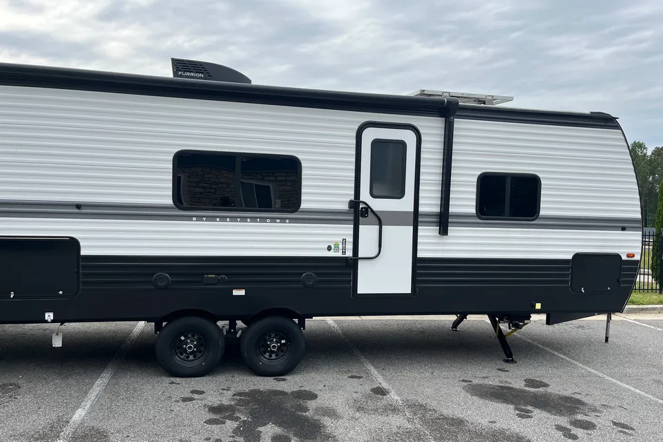 Kamar's Keystone Hideout Travel Trailer