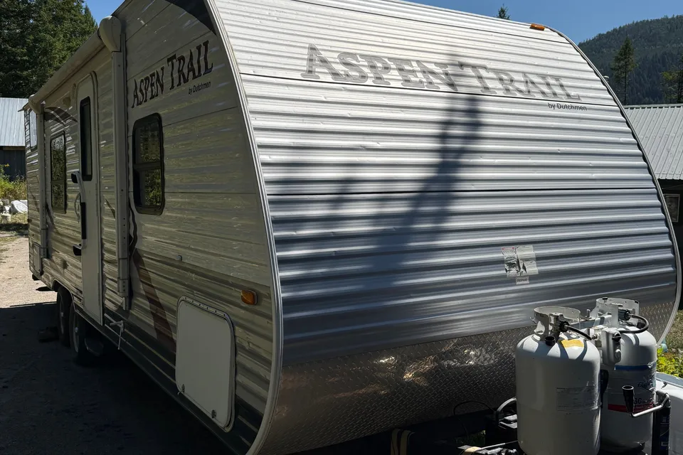 Dave's Aspen Trail 2710 BH Travel Trailer