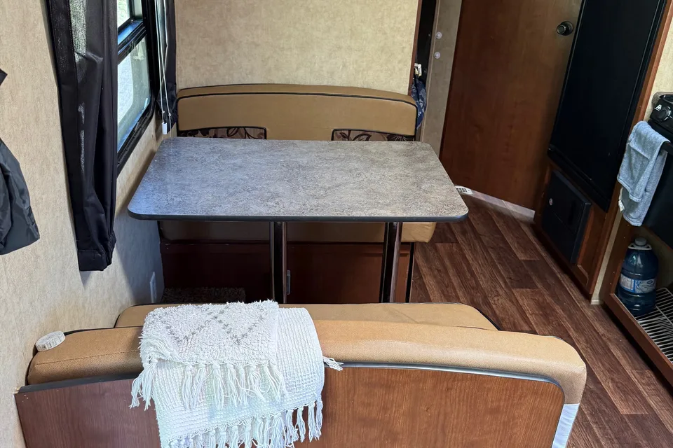 Dave's Aspen Trail 2710 BH Travel Trailer