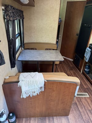 Dave's Aspen Trail 2710 BH Travel Trailer